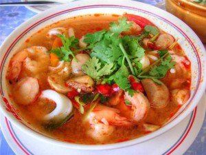 Пикантный суп с курицей и креветками Пикантный суп с курицей и креветками