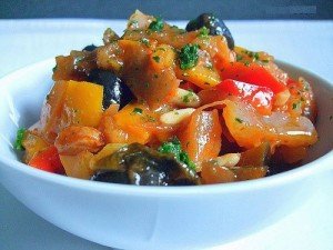 Капоната по-сицилийски Капоната по-сицилийски