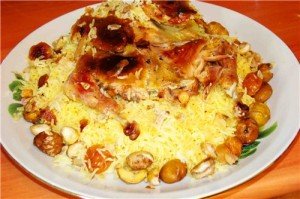 Плов из индейки с алычой и каштанами Плов из индейки с алычой и каштанами