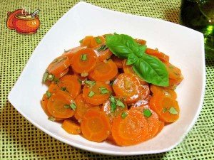 Салат из вареной моркови