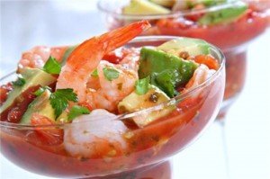 Салат из морепродуктов с авокадо и грейпфрутом Салат из морепродуктов с авокадо и грейпфрутом