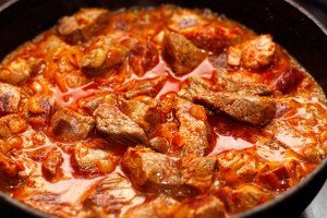 Гуляш из говядины рецепт Гуляш из говядины рецепт