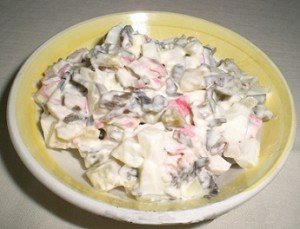 Салат из морской капусты с крабовыми палочками рецепт Салат из морской капусты с крабовыми палочками рецепт