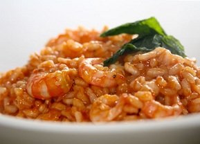 Рис с морепродуктами в томатном соусе